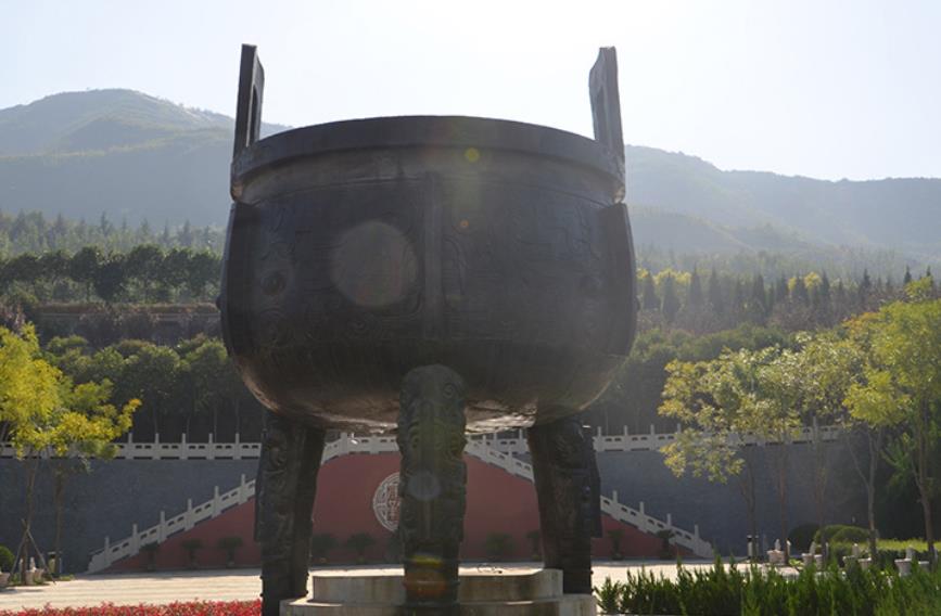 西安霸陵墓園開園的視頻